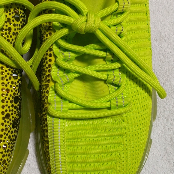 Steve Madden running shoes - Picture 6 of 6